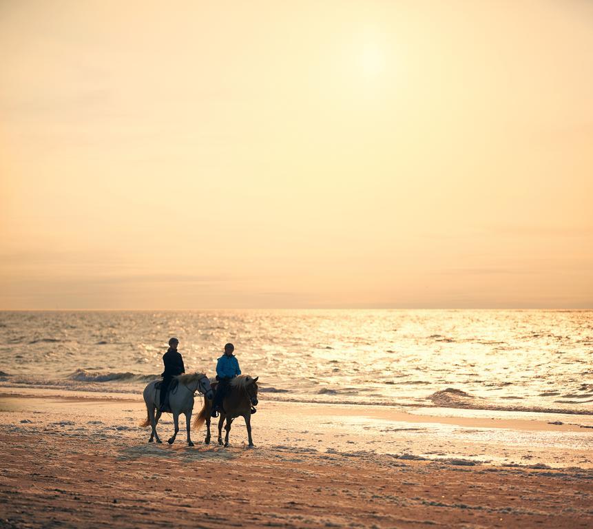 Romantik Badhotel Renesse Bagian luar foto
