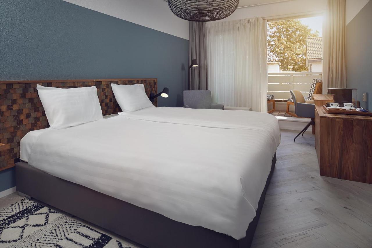 Romantik Badhotel Renesse Bagian luar foto
